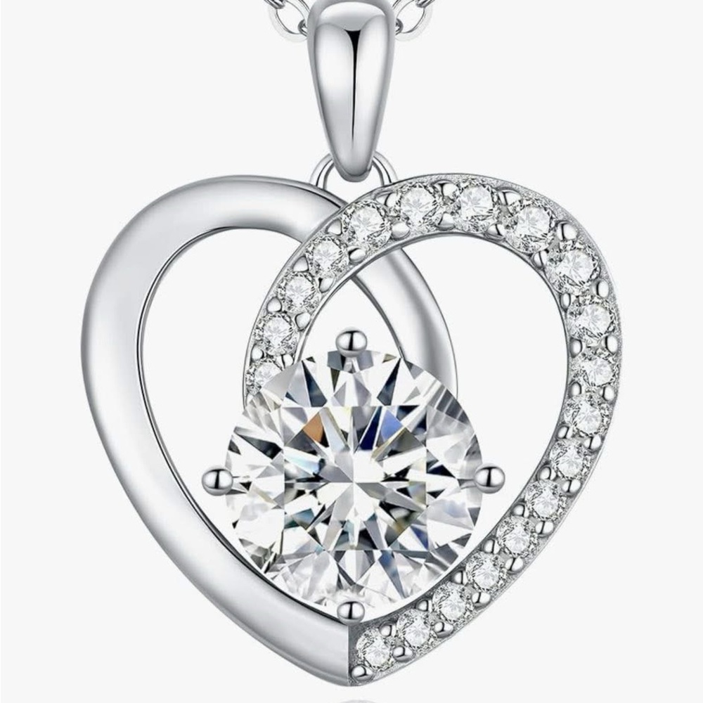 Elegant Silver Heart Pendant Necklace